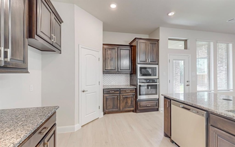 1604 Treleven Court, McKinney, TX 75071, 4 Habitaciones Habitaciones , ,5 BañosBaños,Residential Lease,En Alquiler,1604 Treleven Court,20955945