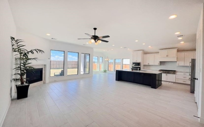 2524 Lafayette Drive, Celina, TX 75009, 4 Habitaciones Habitaciones , ,3 BañosBaños,Residential Lease,En Alquiler,2524 Lafayette Drive,20955961