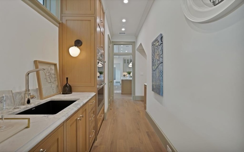 3626 University Boulevard, University Park, TX 75205, 9 Bedrooms Bedrooms, ,9 BathroomsBathrooms,Residential,For Sale,3626 University Boulevard,20956126