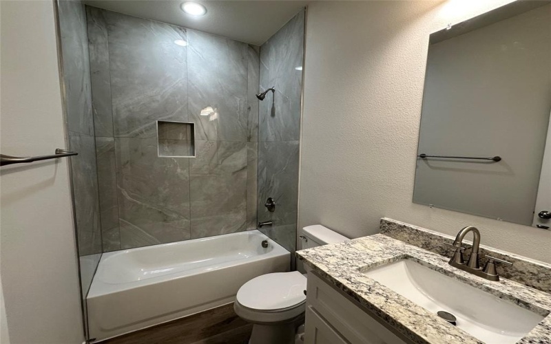 102 Navajo Drive, Mabank, TX 75156, 3 Bedrooms Bedrooms, ,2 BathroomsBathrooms,Residential Lease,For Rent,102 Navajo Drive,20956136