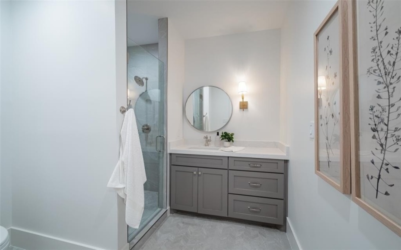 4525 Emerson Avenue #2L, University Park, TX 75205, 3 Habitaciones Habitaciones , ,3 BañosBaños,Residential Lease,En Alquiler,4525 Emerson Avenue,20956361