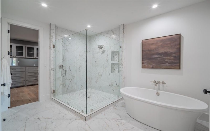 4525 Emerson Avenue #2L, University Park, TX 75205, 3 Habitaciones Habitaciones , ,3 BañosBaños,Residential Lease,En Alquiler,4525 Emerson Avenue,20956361