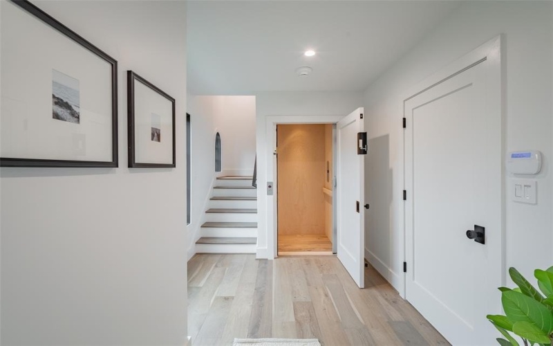 4525 Emerson Avenue #2L, University Park, TX 75205, 3 Habitaciones Habitaciones , ,3 BañosBaños,Residential Lease,En Alquiler,4525 Emerson Avenue,20956361