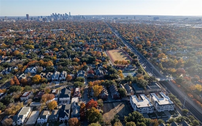 4525 Emerson Avenue #2L, University Park, TX 75205, 3 Habitaciones Habitaciones , ,3 BañosBaños,Residential Lease,En Alquiler,4525 Emerson Avenue,20956361