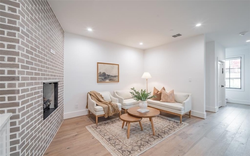 4525 Emerson Avenue #3L, University Park, TX 75205, 3 Habitaciones Habitaciones , ,3 BañosBaños,Residential Lease,En Alquiler,4525 Emerson Avenue,20956397