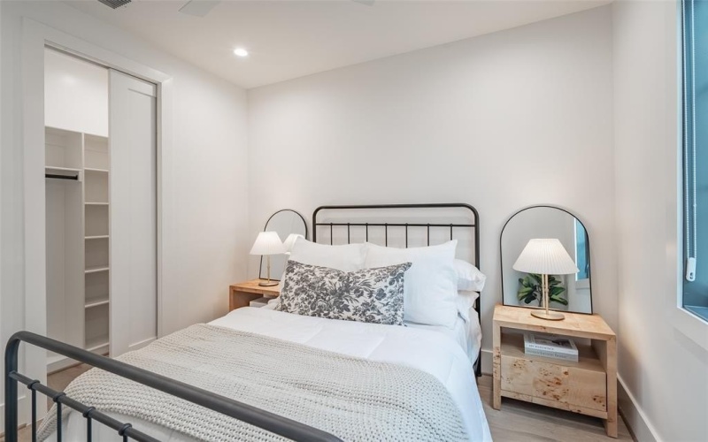 4525 Emerson Avenue #3L, University Park, TX 75205, 3 Habitaciones Habitaciones , ,3 BañosBaños,Residential Lease,En Alquiler,4525 Emerson Avenue,20956397
