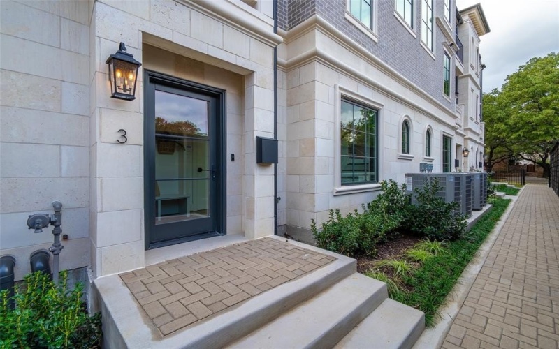 4525 Emerson Avenue #3L, University Park, TX 75205, 3 Habitaciones Habitaciones , ,3 BañosBaños,Residential Lease,En Alquiler,4525 Emerson Avenue,20956397