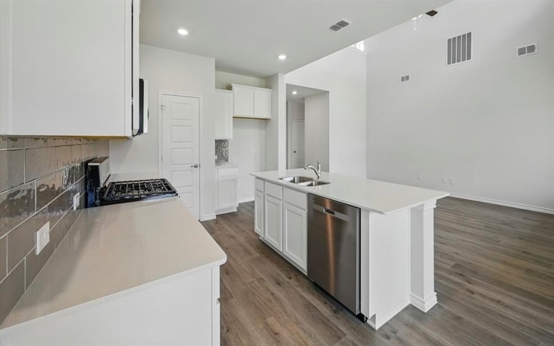 9905 Kayak Street, Aubrey, TX 76227, 4 Bedrooms Bedrooms, ,3 BathroomsBathrooms,Residential,For Sale,9905 Kayak Street,20956591