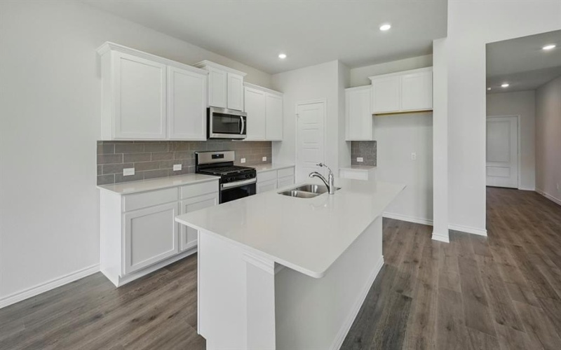 9905 Kayak Street, Aubrey, TX 76227, 4 Bedrooms Bedrooms, ,3 BathroomsBathrooms,Residential,For Sale,9905 Kayak Street,20956591