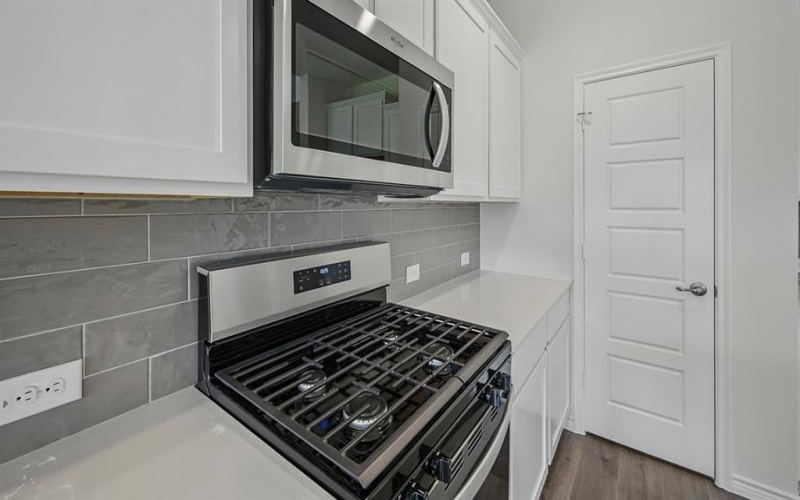 9905 Kayak Street, Aubrey, TX 76227, 4 Bedrooms Bedrooms, ,3 BathroomsBathrooms,Residential,For Sale,9905 Kayak Street,20956591
