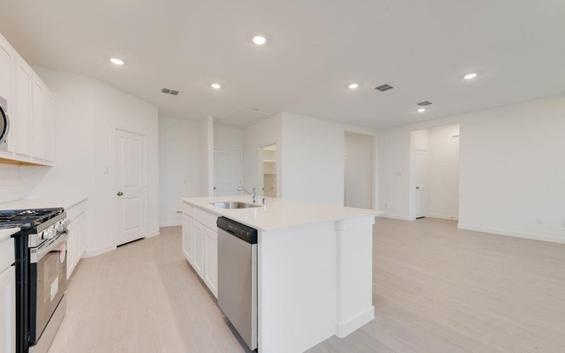 2218 Walden Pond Boulevard, Forney, TX 75126, 3 Bedrooms Bedrooms, ,2 BathroomsBathrooms,Residential,For Sale,2218 Walden Pond Boulevard,20956617