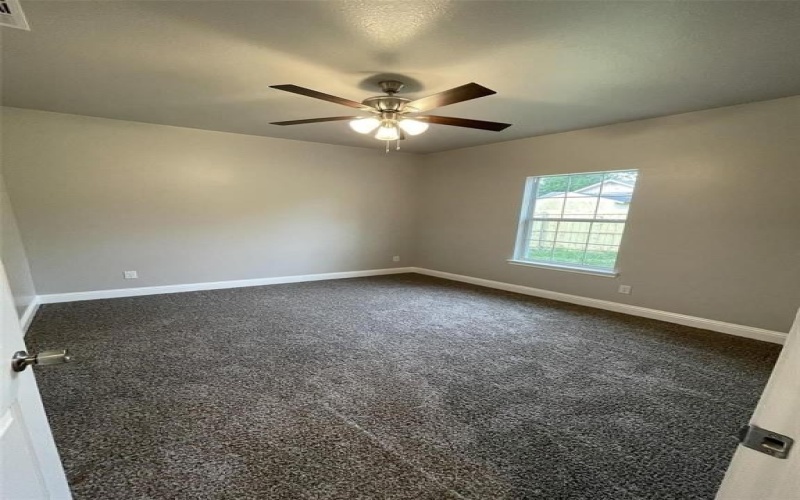 2115 Hemphill Street, Greenville, TX 75401, 3 Habitaciones Habitaciones , ,2 BañosBaños,Residential Lease,En Alquiler,2115 Hemphill Street,20956638