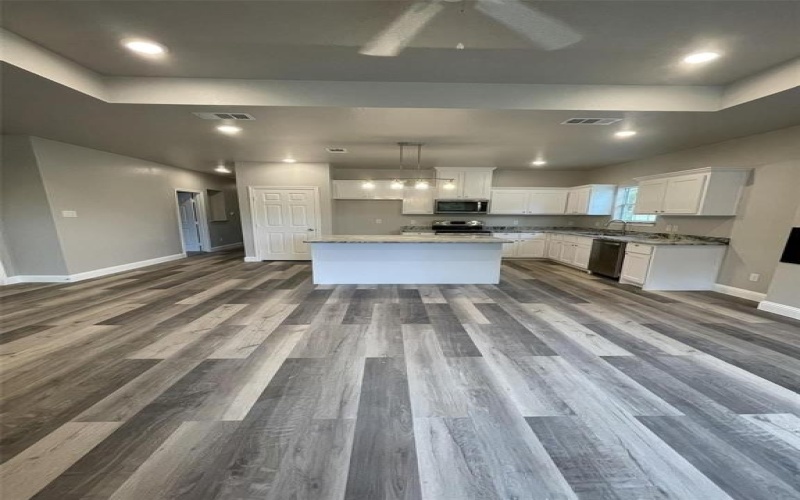 2115 Hemphill Street, Greenville, TX 75401, 3 Habitaciones Habitaciones , ,2 BañosBaños,Residential Lease,En Alquiler,2115 Hemphill Street,20956638