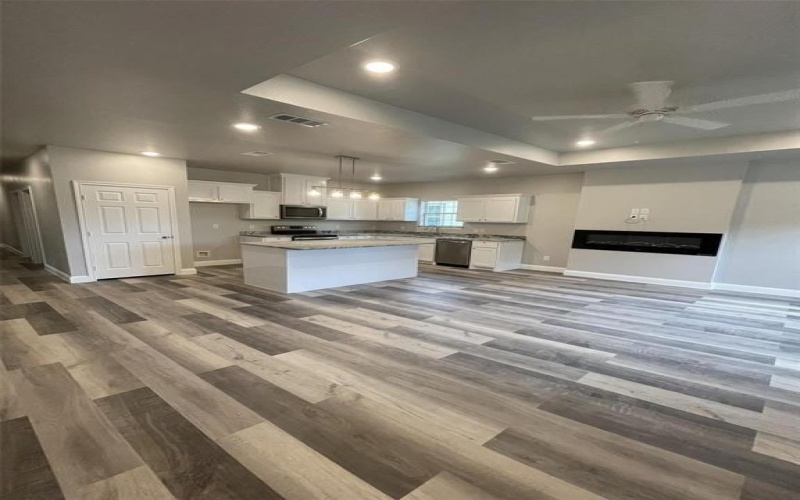 2115 Hemphill Street, Greenville, TX 75401, 3 Habitaciones Habitaciones , ,2 BañosBaños,Residential Lease,En Alquiler,2115 Hemphill Street,20956638