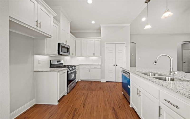120 Hay Meadow Drive, Winona, TX 75792, 4 Bedrooms Bedrooms, ,2 BathroomsBathrooms,Residential,For Sale,120 Hay Meadow Drive,20956816