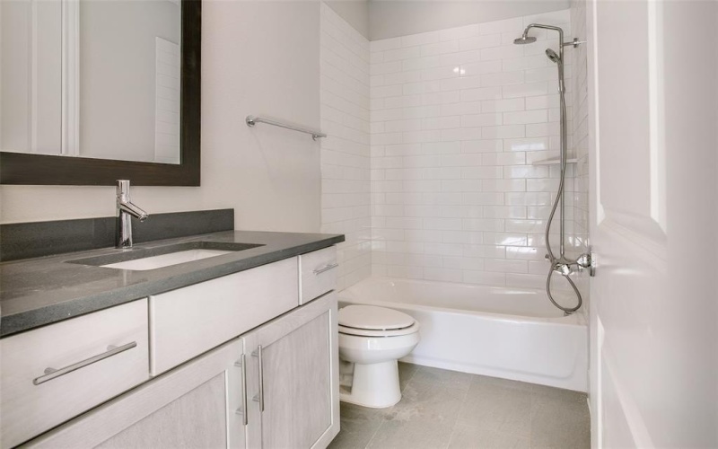 4645 New Water Lane, Dallas, TX 75219, 3 Bedrooms Bedrooms, ,3 BathroomsBathrooms,Residential,For Sale,4645 New Water Lane,20956819
