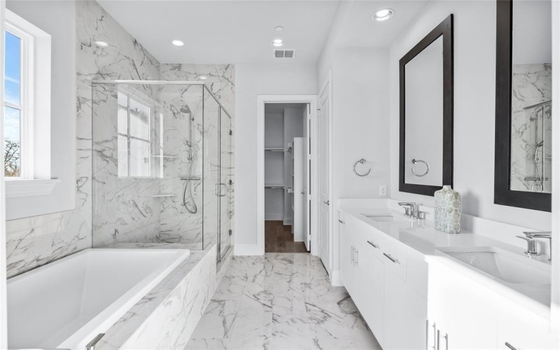4645 New Water Lane, Dallas, TX 75219, 3 Bedrooms Bedrooms, ,3 BathroomsBathrooms,Residential,For Sale,4645 New Water Lane,20956819