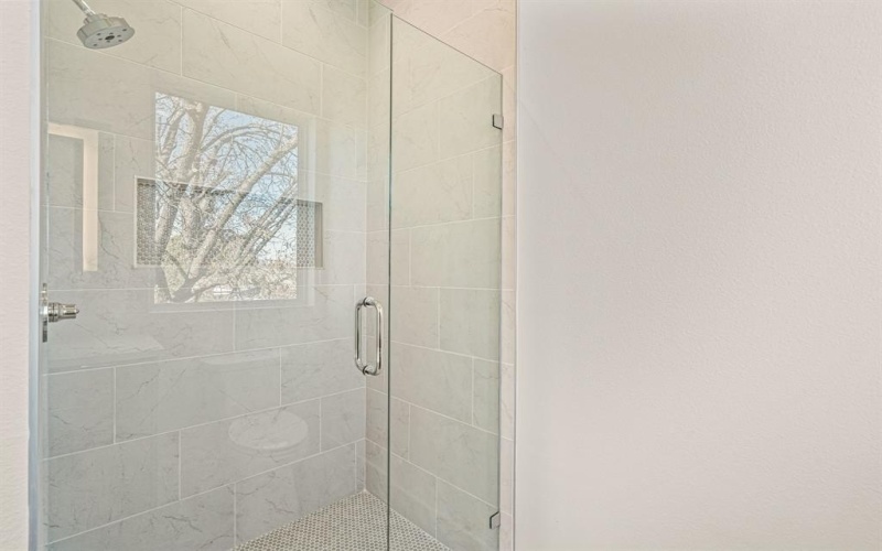 2206 Arroyo Avenue #303, Dallas, TX 75219, 2 Habitaciones Habitaciones , ,2 BañosBaños,Residential Lease,En Alquiler,2206 Arroyo Avenue,20956841