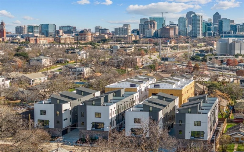 2206 Arroyo Avenue #303, Dallas, TX 75219, 2 Habitaciones Habitaciones , ,2 BañosBaños,Residential Lease,En Alquiler,2206 Arroyo Avenue,20956841