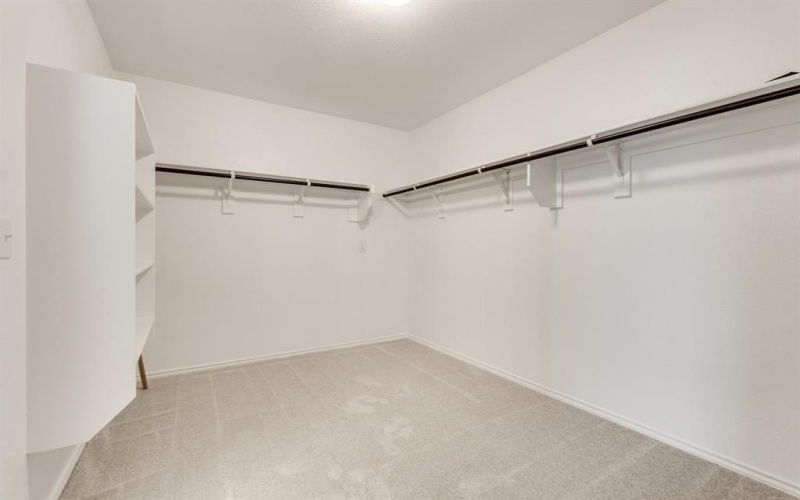 16048 Isles Drive, Fort Worth, TX 76052, 6 Bedrooms Bedrooms, ,3 BathroomsBathrooms,Residential Lease,For Rent,16048 Isles Drive,20956859