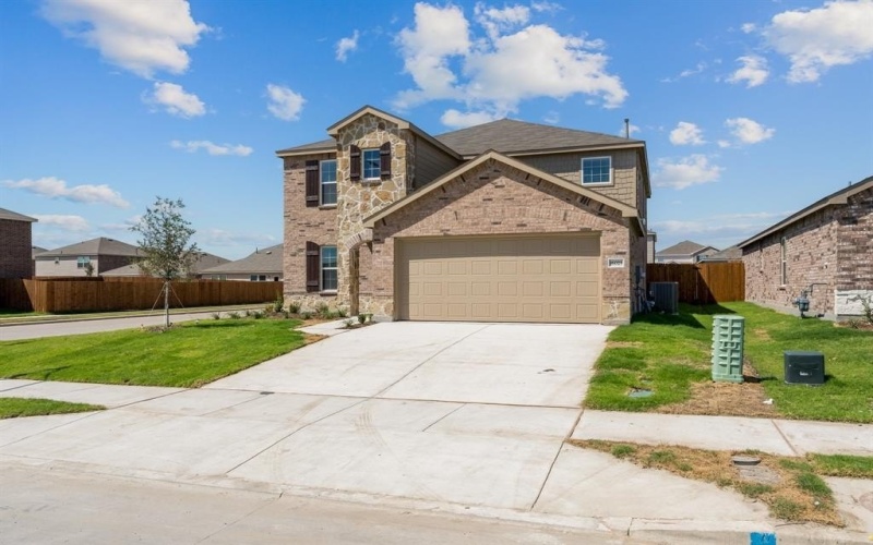 16048 Isles Drive, Fort Worth, TX 76052, 6 Bedrooms Bedrooms, ,3 BathroomsBathrooms,Residential Lease,For Rent,16048 Isles Drive,20956859