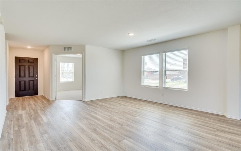 16048 Isles Drive, Fort Worth, TX 76052, 6 Bedrooms Bedrooms, ,3 BathroomsBathrooms,Residential Lease,For Rent,16048 Isles Drive,20956859