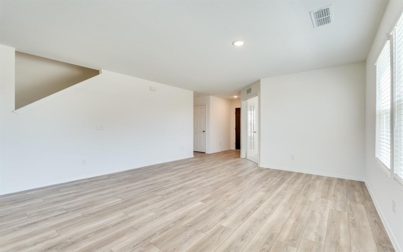 16048 Isles Drive, Fort Worth, TX 76052, 6 Bedrooms Bedrooms, ,3 BathroomsBathrooms,Residential Lease,For Rent,16048 Isles Drive,20956859