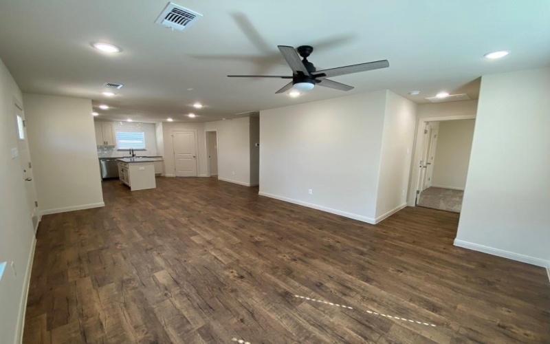 420 E Shepherd Street, Denison, TX 75021, 3 Habitaciones Habitaciones , ,2 BañosBaños,Residential Lease,En Alquiler,420 E Shepherd Street,20956912