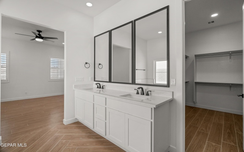 13376 Coldham Street, El Paso, TX 79928, 4 Bedrooms Bedrooms, ,2 BathroomsBathrooms,Residential,For Sale,13376 Coldham Street,923897