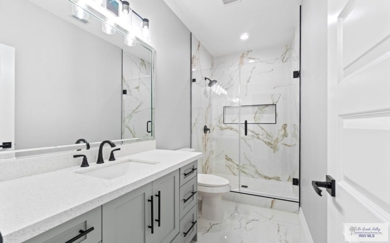6243 QUEENS WOODS, BROWNSVILLE, TX 78526, 4 Bedrooms Bedrooms, ,3 BathroomsBathrooms,Residential,For Sale,6243 QUEENS WOODS,29765721
