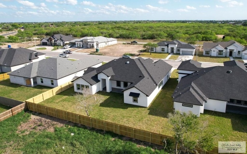 6243 QUEENS WOODS, BROWNSVILLE, TX 78526, 4 Bedrooms Bedrooms, ,3 BathroomsBathrooms,Residential,For Sale,6243 QUEENS WOODS,29765721