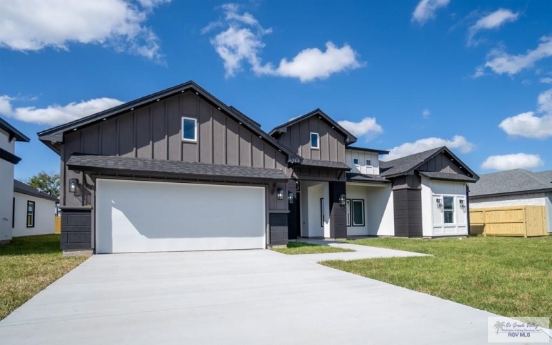 6243 QUEENS WOODS, BROWNSVILLE, TX 78526, 4 Bedrooms Bedrooms, ,3 BathroomsBathrooms,Residential,For Sale,6243 QUEENS WOODS,29765721