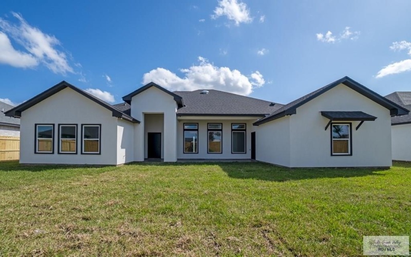6243 QUEENS WOODS, BROWNSVILLE, TX 78526, 4 Bedrooms Bedrooms, ,3 BathroomsBathrooms,Residential,For Sale,6243 QUEENS WOODS,29765721