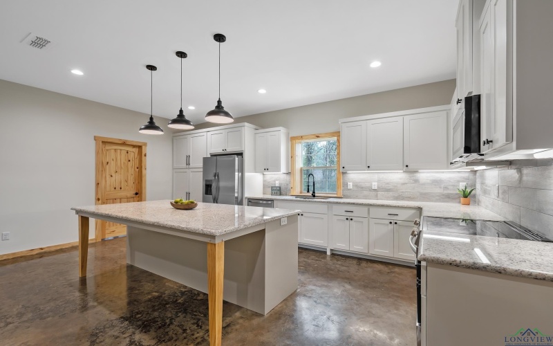 9089 Raspberry Ave, Frankston, TX 75763, 3 Bedrooms Bedrooms, ,2 BathroomsBathrooms,Residential,For Sale,9089 Raspberry Ave,20253846