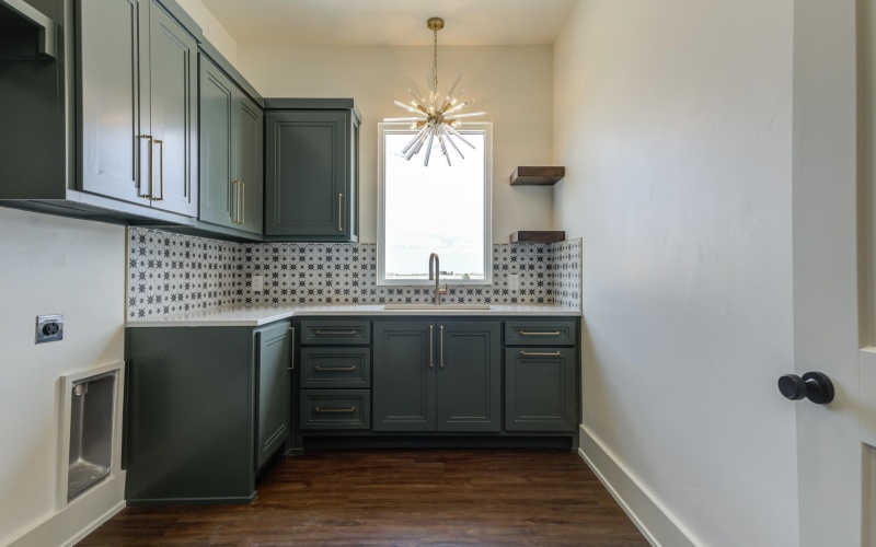 7710 46th Street, Lubbock, TX 79407, 6 Habitaciones Habitaciones , ,6 BañosBaños,Residential,En Venta,7710 46th Street,202555781