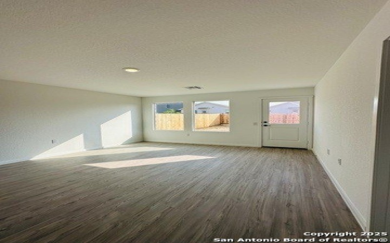 11838 flying aces, Von Ormy, TX 78073, 4 Habitaciones Habitaciones , ,2 BañosBaños,Residential Lease,En Alquiler,11838 flying aces,1860332