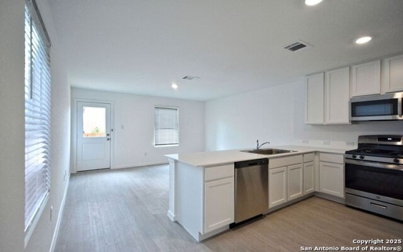 5010 Cedar Sage, Converse, TX 78109, 3 Habitaciones Habitaciones , ,2 BañosBaños,Residential Lease,En Alquiler,5010 Cedar Sage,1872566