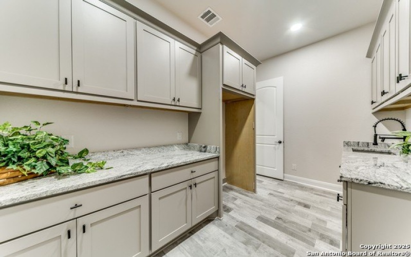 108 Palomino Springs, Bandera, TX 78003, 3 Bedrooms Bedrooms, ,2 BathroomsBathrooms,Residential,For Sale,108 Palomino Springs,1872653