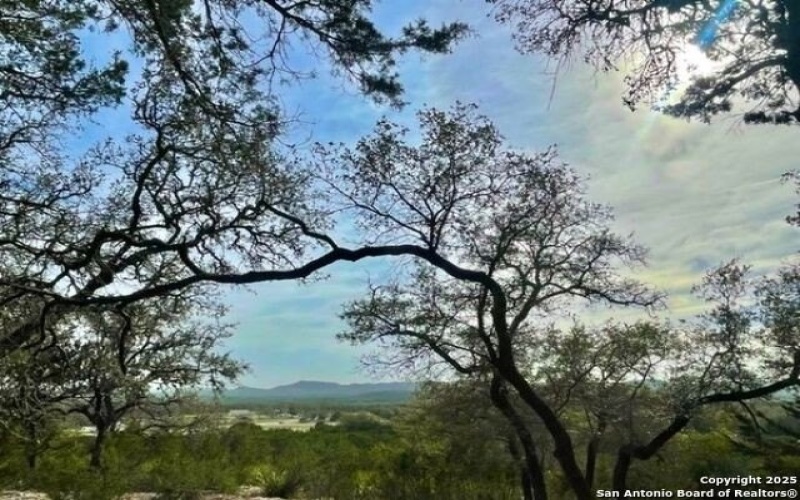 108 Palomino Springs, Bandera, TX 78003, 3 Bedrooms Bedrooms, ,2 BathroomsBathrooms,Residential,For Sale,108 Palomino Springs,1872653