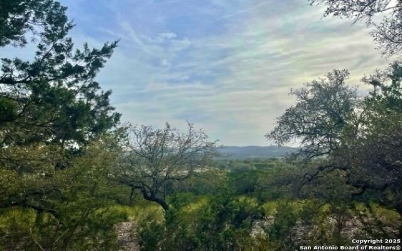 108 Palomino Springs, Bandera, TX 78003, 3 Bedrooms Bedrooms, ,2 BathroomsBathrooms,Residential,For Sale,108 Palomino Springs,1872653