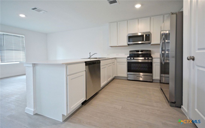 5010 Cedar Sage, Converse, TX 78109, 3 Bedrooms Bedrooms, ,2 BathroomsBathrooms,Residential Lease,For Rent,5010 Cedar Sage,581932