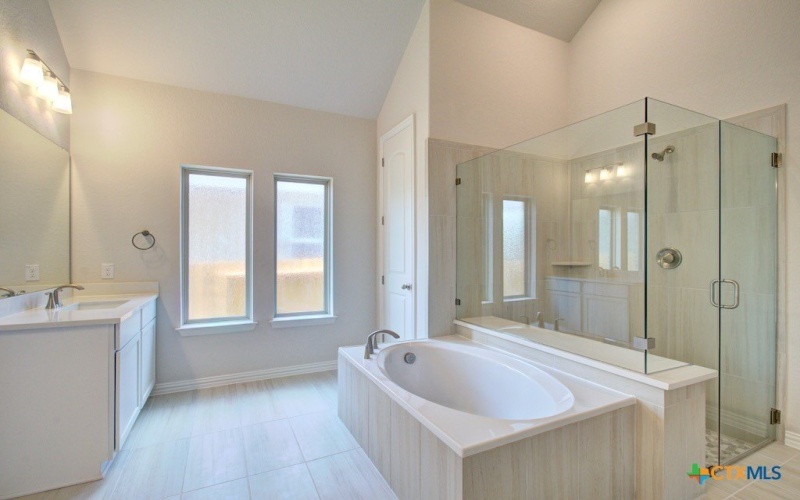 1752 Heritage Maples, New Braunfels, TX 78132, 3 Bedrooms Bedrooms, ,2 BathroomsBathrooms,Residential,For Sale,1752 Heritage Maples,582171