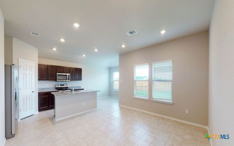 1010 Prairie Clover Drive, Killeen, TX 76543, 3 Bedrooms Bedrooms, ,2 BathroomsBathrooms,Residential Lease,For Rent,1010 Prairie Clover Drive,582196