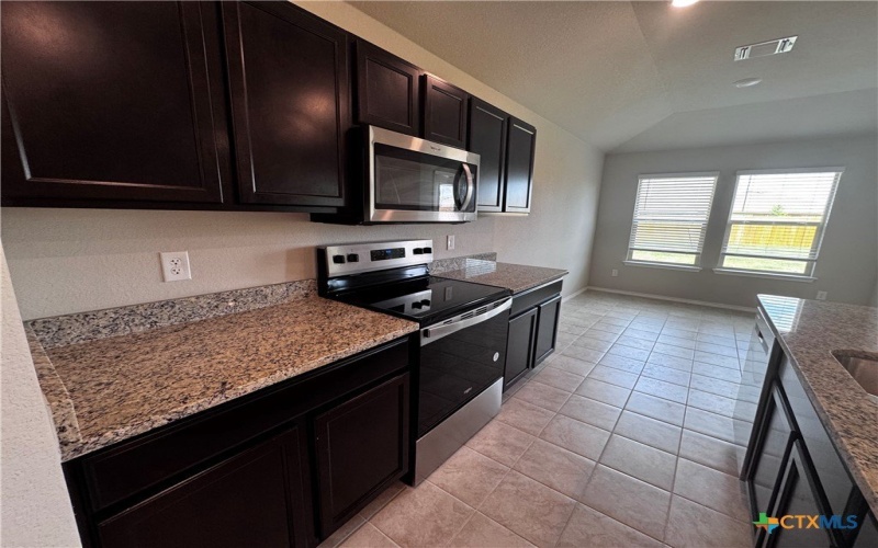 1010 Prairie Clover Drive, Killeen, TX 76543, 3 Bedrooms Bedrooms, ,2 BathroomsBathrooms,Residential Lease,For Rent,1010 Prairie Clover Drive,582196