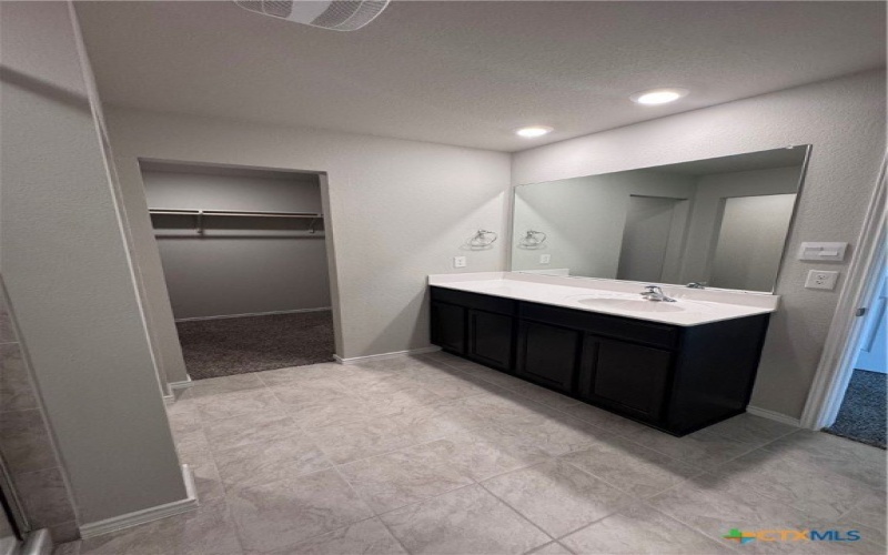 1010 Prairie Clover Drive, Killeen, TX 76543, 3 Bedrooms Bedrooms, ,2 BathroomsBathrooms,Residential Lease,For Rent,1010 Prairie Clover Drive,582196