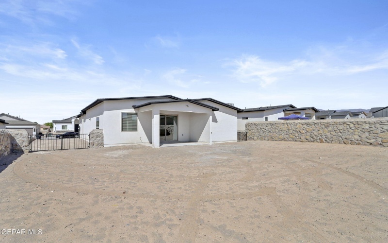 976 Barbara Ct Avenue, Socorro, TX 79927, 3 Habitaciones Habitaciones , ,2 BañosBaños,Residential,En Venta,976 Barbara Ct Avenue,923902