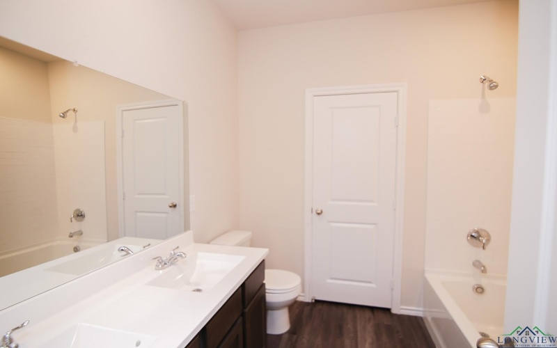 1602 Everwood Ct, Longview, TX 75604, 3 Habitaciones Habitaciones , ,2 BañosBaños,Residential,En Venta,1602 Everwood Ct,20253851