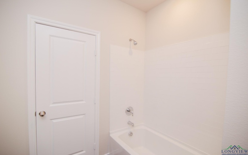 1602 Everwood Ct, Longview, TX 75604, 3 Habitaciones Habitaciones , ,2 BañosBaños,Residential,En Venta,1602 Everwood Ct,20253851