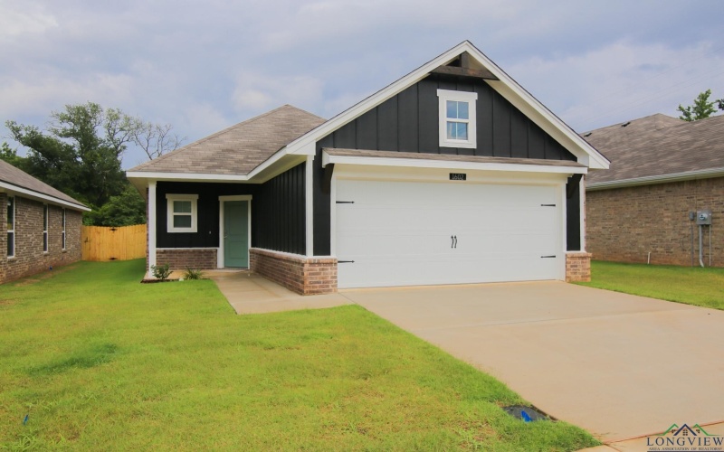 1602 Everwood Ct, Longview, TX 75604, 3 Habitaciones Habitaciones , ,2 BañosBaños,Residential,En Venta,1602 Everwood Ct,20253851