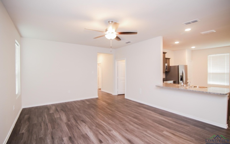 1602 Everwood Ct, Longview, TX 75604, 3 Habitaciones Habitaciones , ,2 BañosBaños,Residential,En Venta,1602 Everwood Ct,20253851